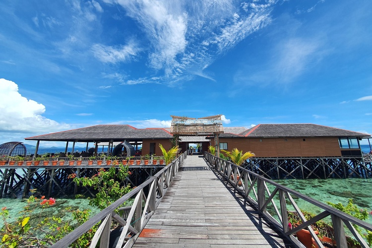 dive manager assignment board at a mabul resort
