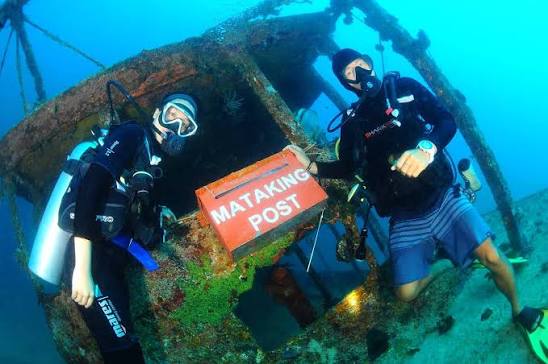 underwater post office wreck on the mataking house reef